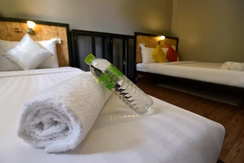 OK CHIC PHUKET HOSTEL