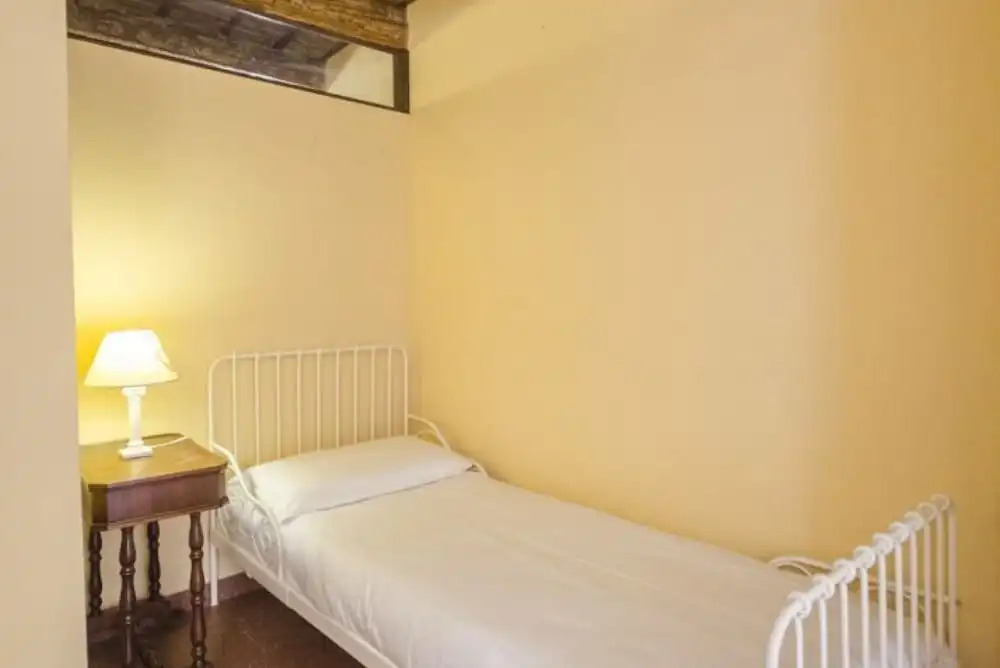 Garisenda Lodge