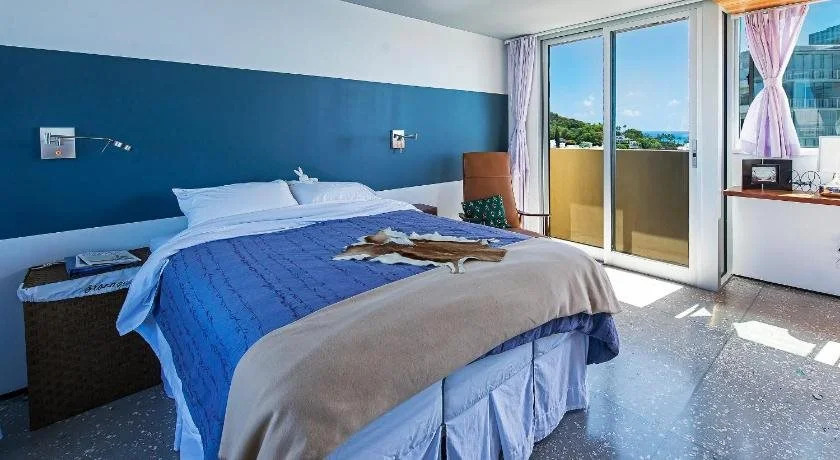 Diamond Head Beach Hotel