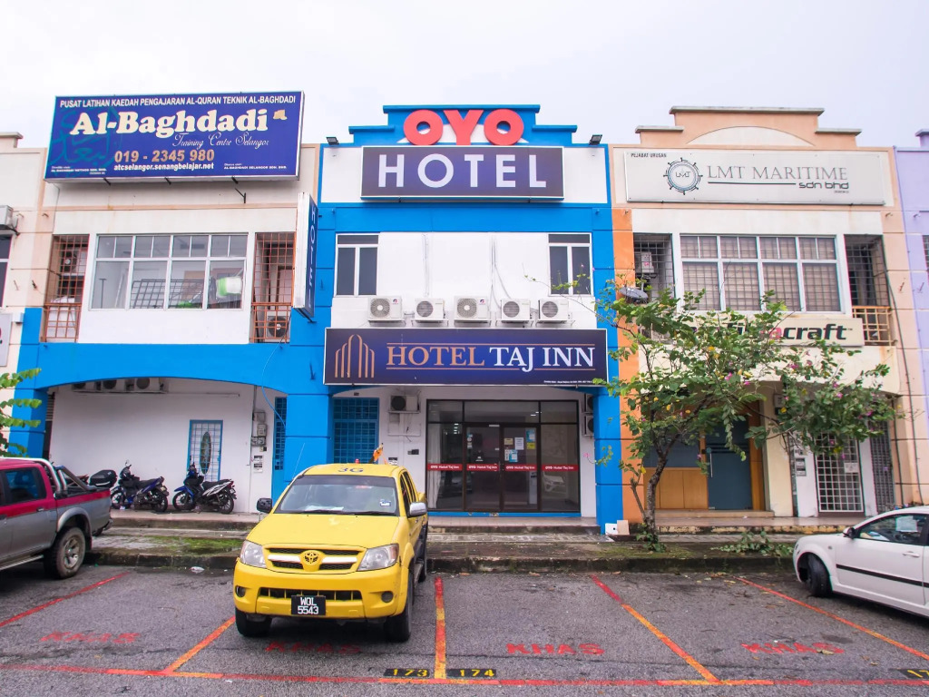 Hotel O Taj