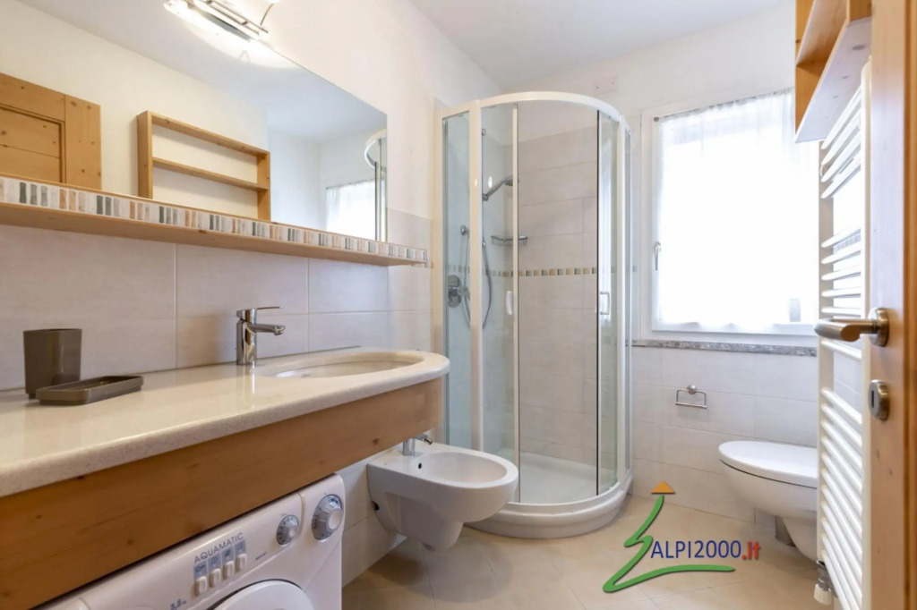 RICCI 12, two-room apartment. (022036-AT-066157)-402 RICCI INT 12