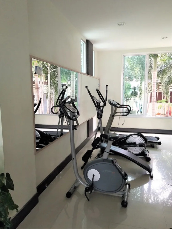 Siri Service Apartment