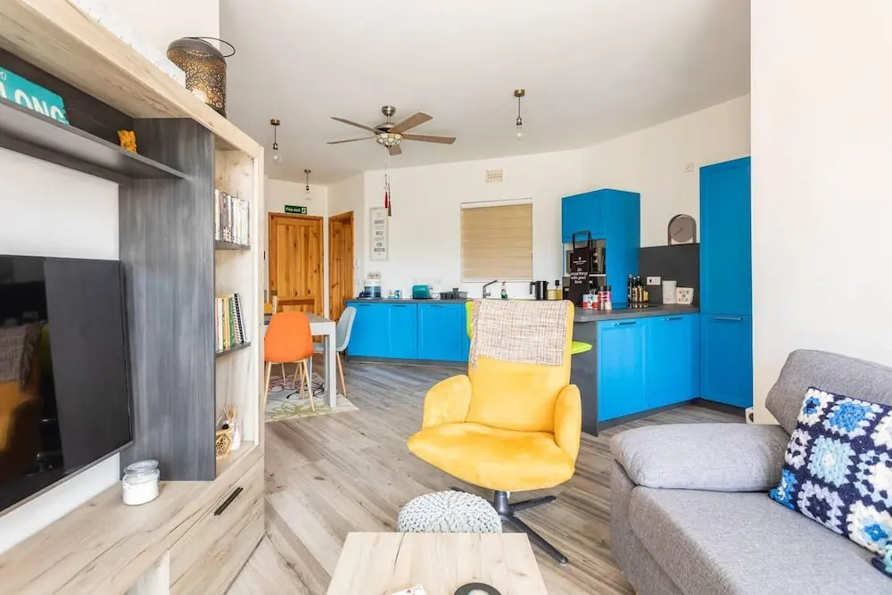 Gozo Escape, 2-bed Apartment in Marsalforn