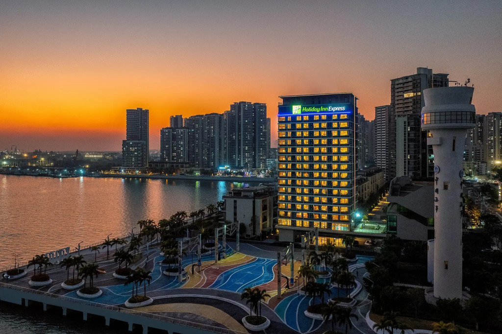 Holiday Inn Express Zhanjiang Coast by IHG
