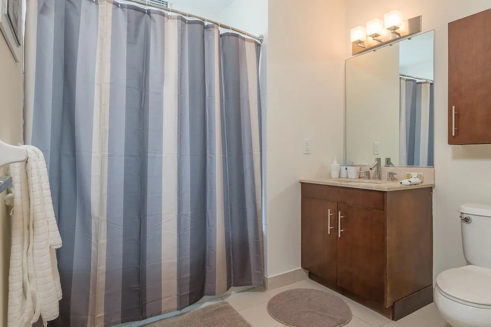 HomeAway Luxury Apartments at Newport