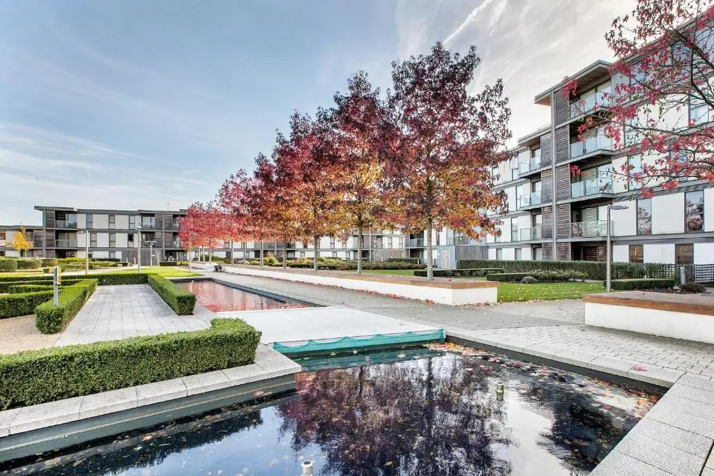 ShortstayMK Vizion apartments by Cotels, with free superfast wi-fi, parking