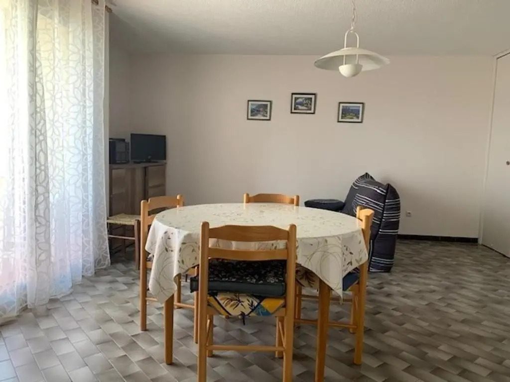 Appartement Balaruc-les-Bains, 2 pièces, 4 personnes - FR-1-503-29