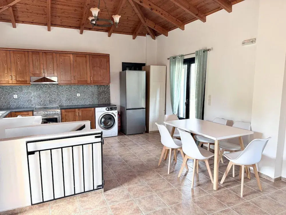 Lindas Villa In Unrivalled position in Kournas - Amazing View