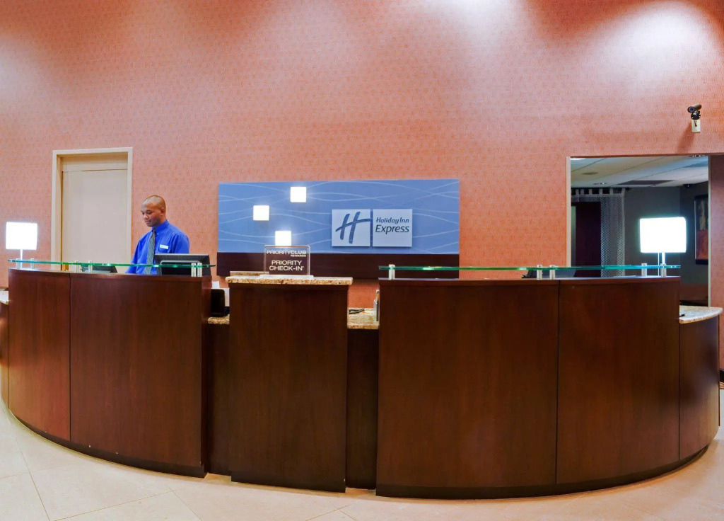 Holiday Inn Express Winston-Salem Medical Ctr Area