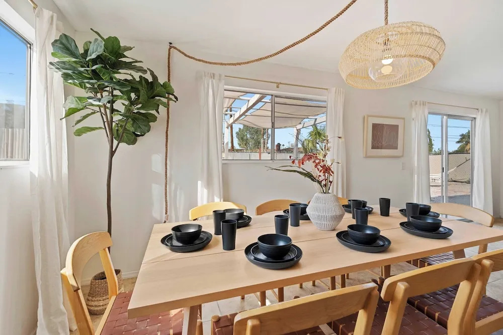 4BR Desert Home w/ Pool, Hot Tub, Firepit & Game Room The Quiet Burn by Avantstay