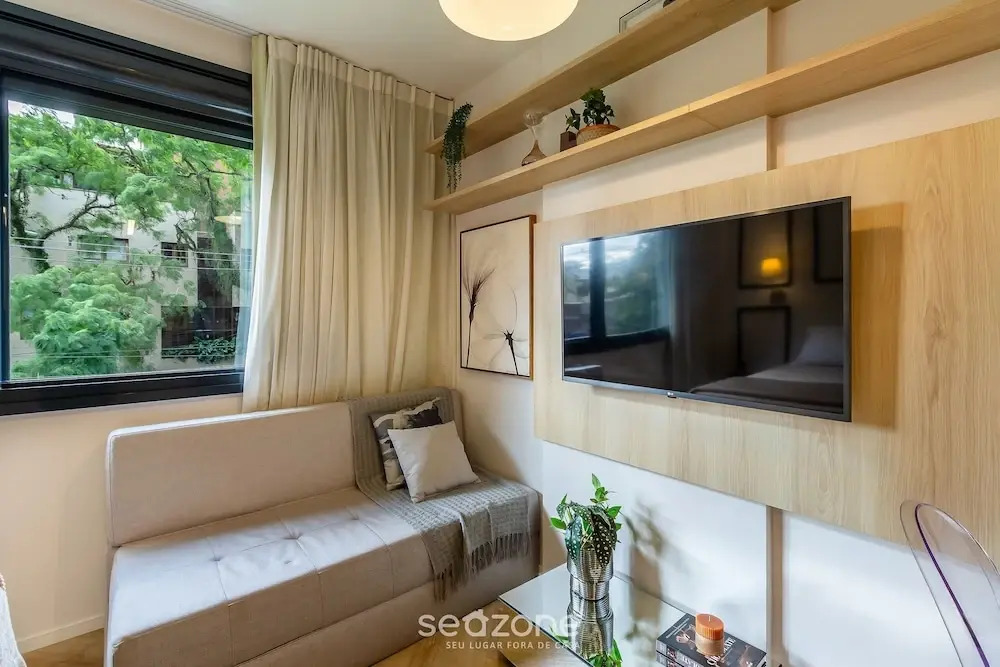 Luxury and Sophisticated Studio Apartment with Garage LBO203