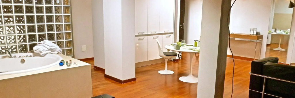 Parizzi Suites&Studio Restaurant