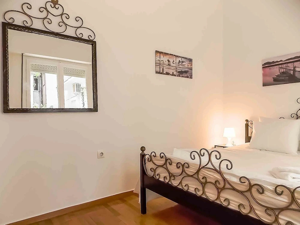 Dervenion-Athens Cozy Apartment
