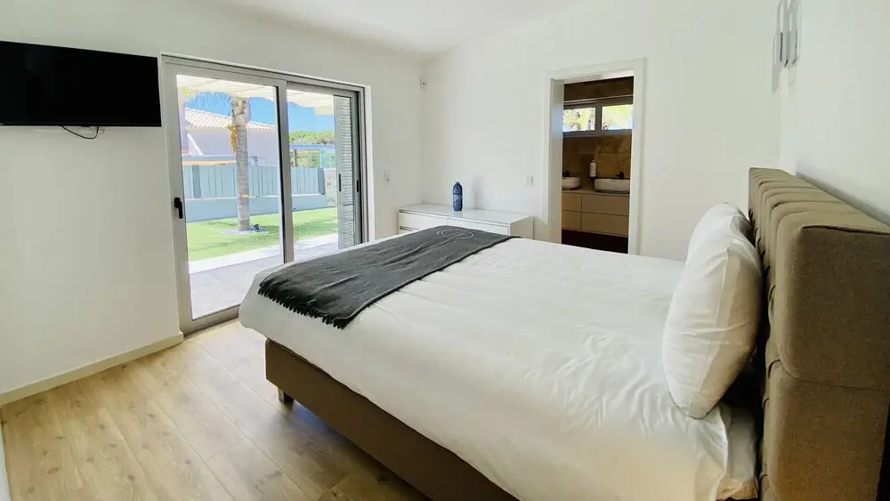 Moderna - Private Pool - 8 Guests - Quarteira