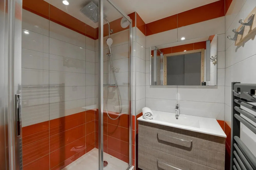 Residence LES Coches Apartment in a Family Resort at the Bottom of the Slopes Bac202