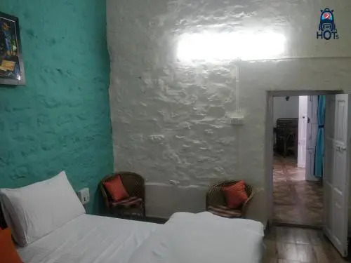 HOTs Hostel Nainital