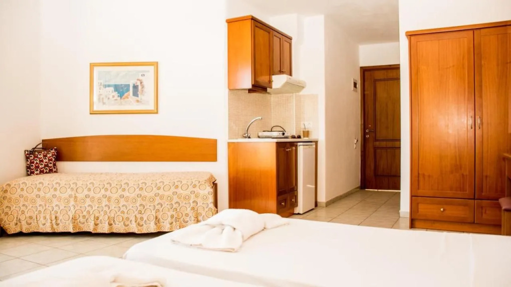 Villa Aphrodite Hotel Apartments Studios by Estia