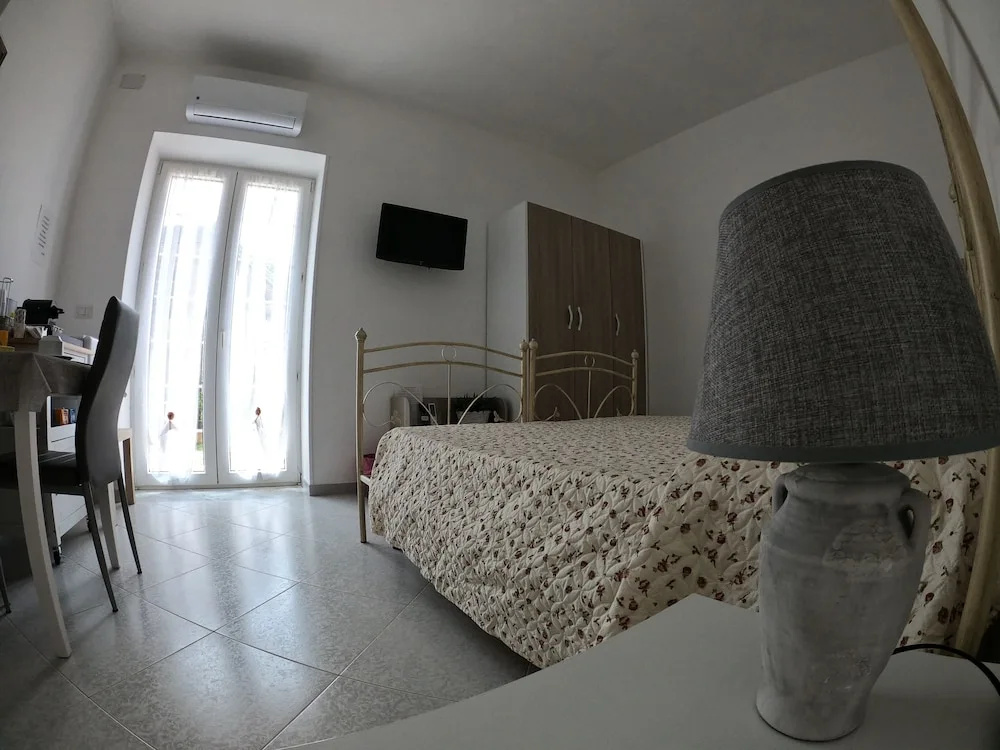 B&B Ostello Villafranca
