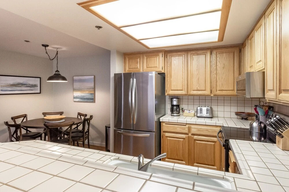 Silver Bear 19 with Covered Parking, Walk to Canyon Lodge by RedAwning