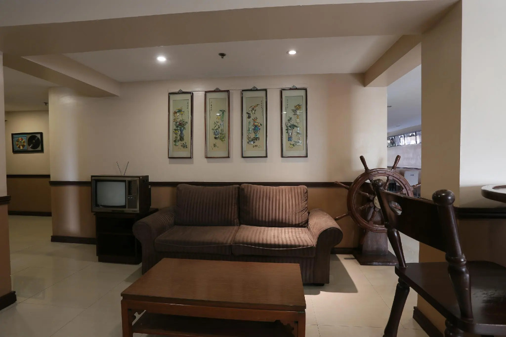OYO 419 La Scala Residences