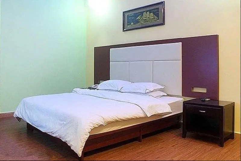 Echarm Hotel Guangzhou Panyu Changlong Banqiao Metro Station Branch