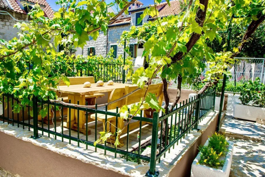 Luxury Villa Minerva Gardens