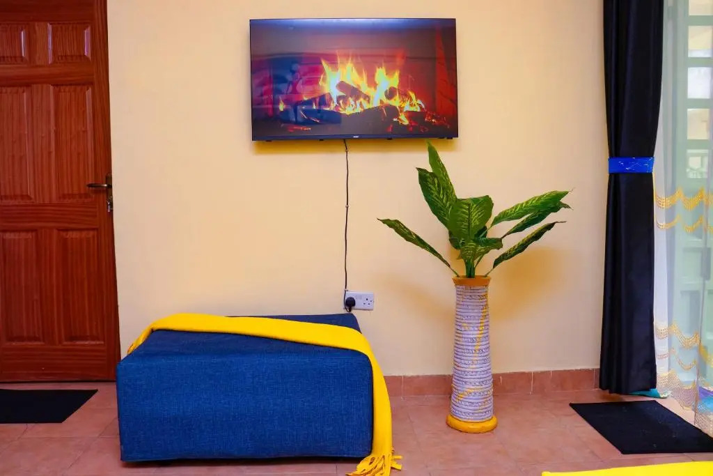 Yellow Magic 2 bedroom Apartment