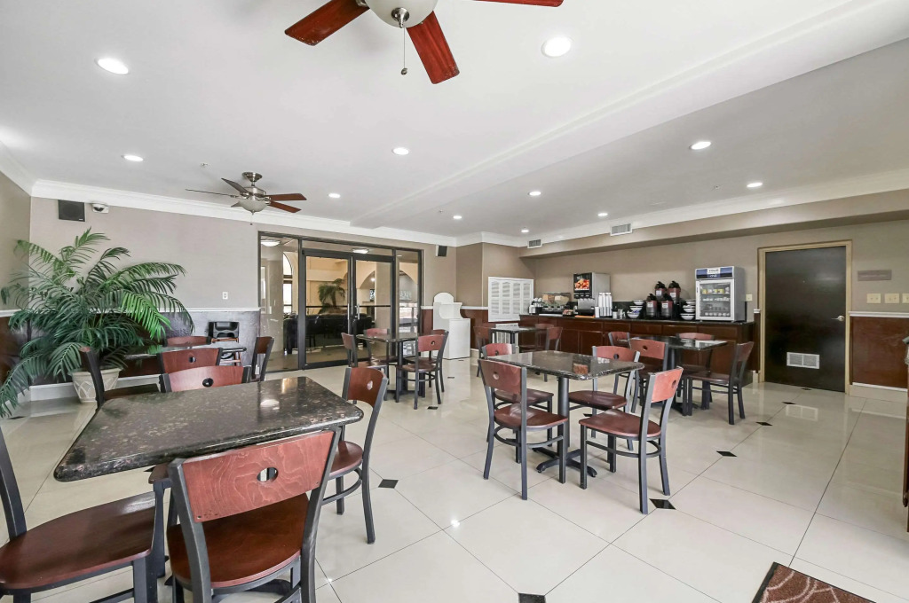 Quality Inn Kingsville Hwy 77