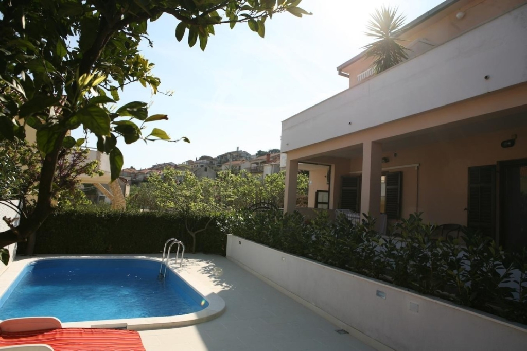 Room Magda - free parking R1 Trogir, Riviera Trogir