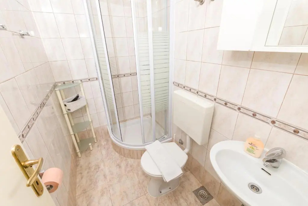 Apartments Dobronic
