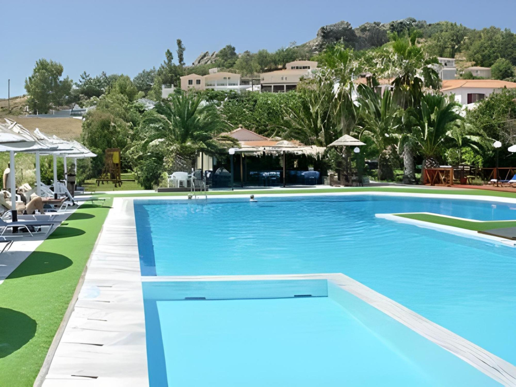 Clara Resort