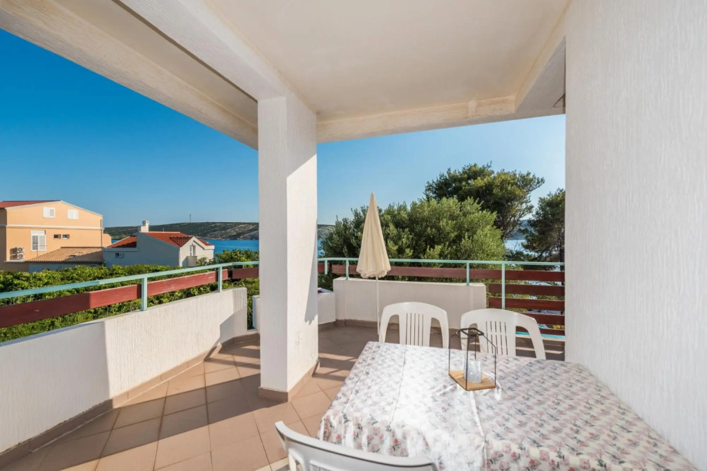 Jadra - 28 m from beach - A3(2+3)