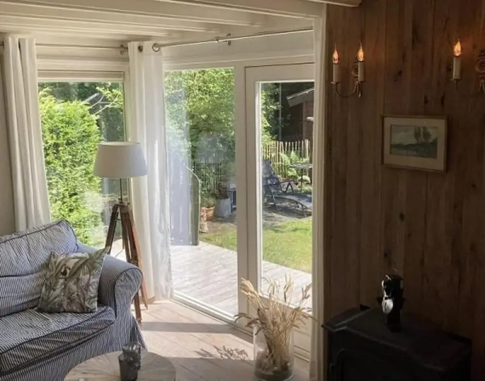 Chalet for Four Guests Near Beach