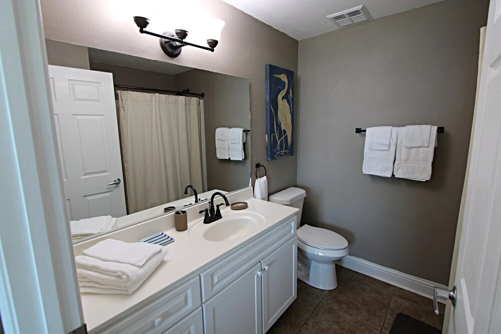 Crystal Shores 706 2 Bedroom Condo by RedAwning