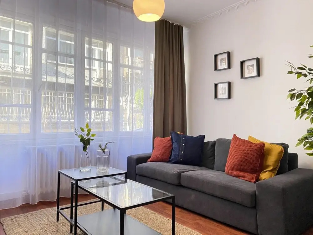Central Flat Close to Popular Attractions in Sisli