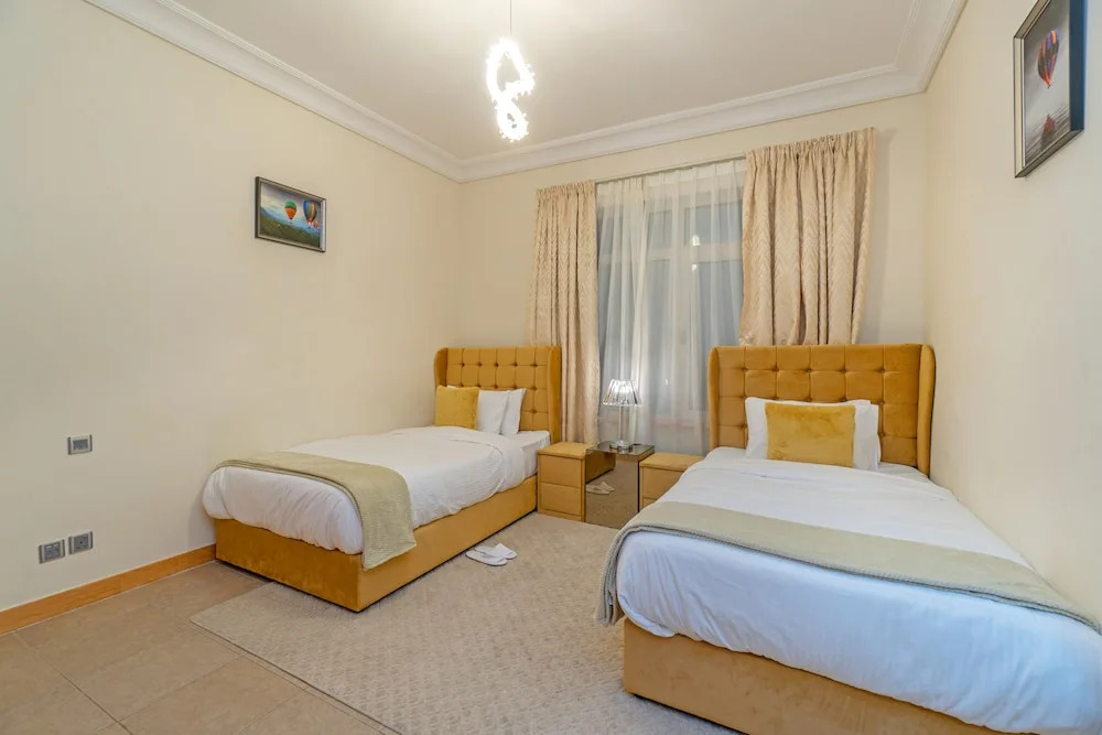 SuperHost - Large Familiar 3BR Apartment in Palm Jumeirah