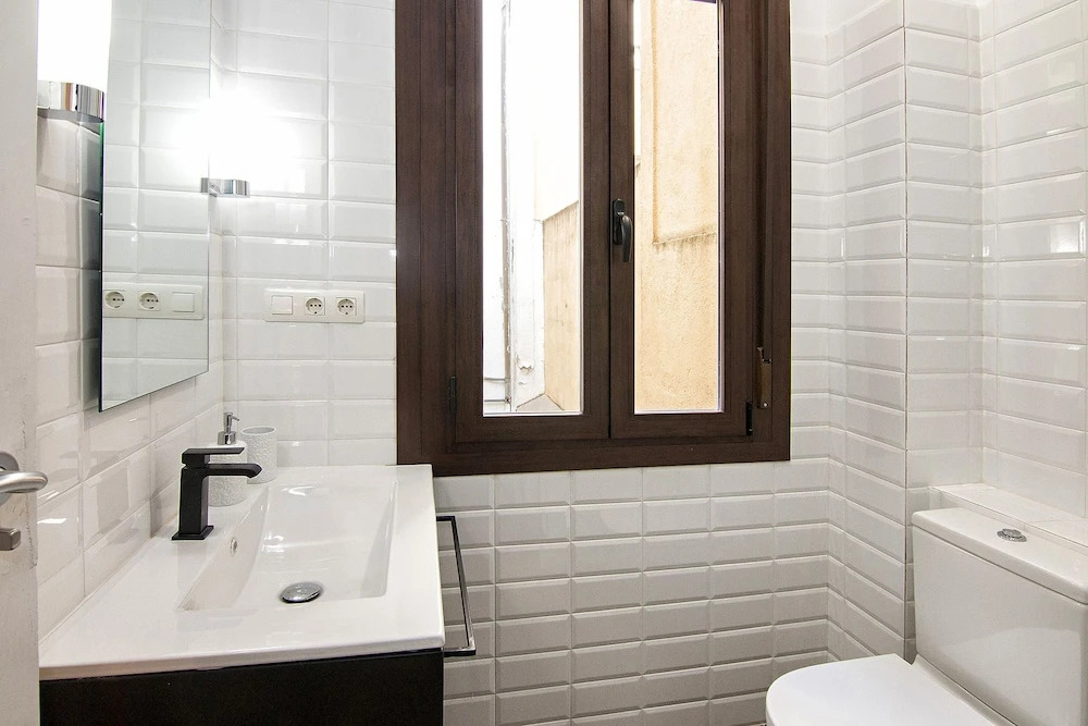 Bright and Elegant 3BR Exclusive Retreat