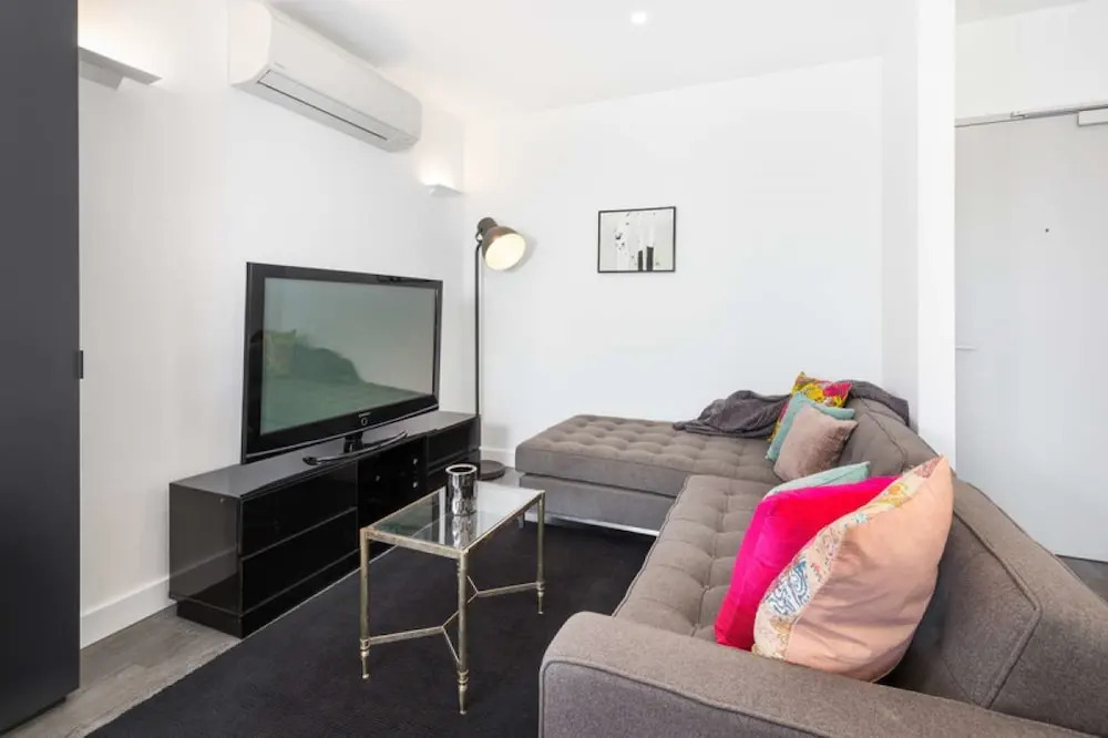 Caulfield North Executive