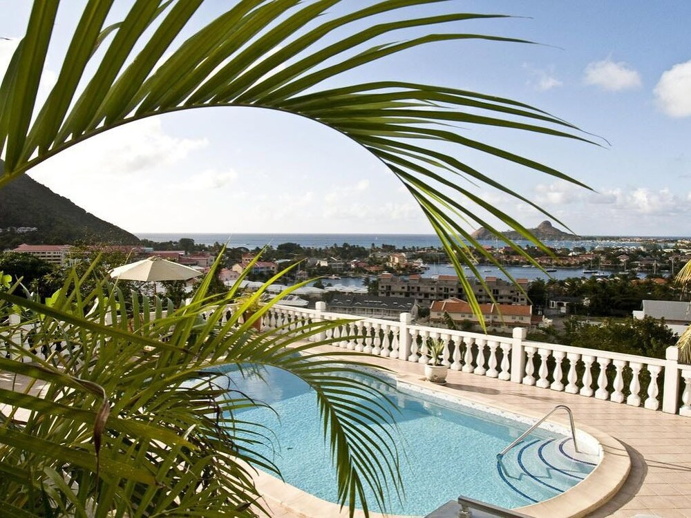 Rodney Bay Hotel