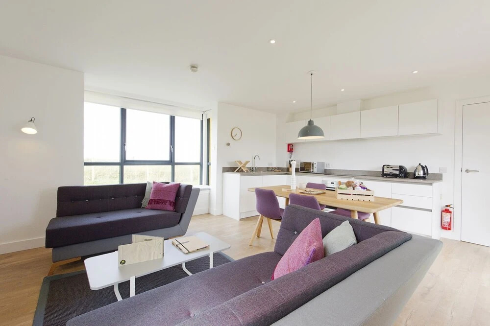 Highland - 2 Bed Luxury Apartment
