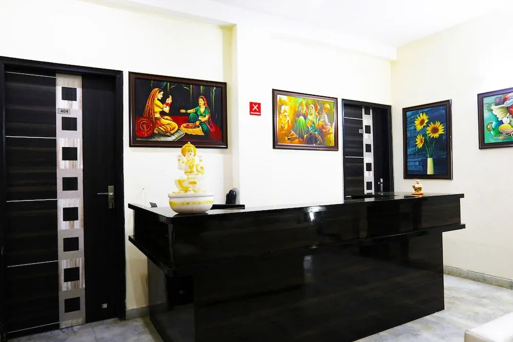 OYO 9382 Hotel Homestay