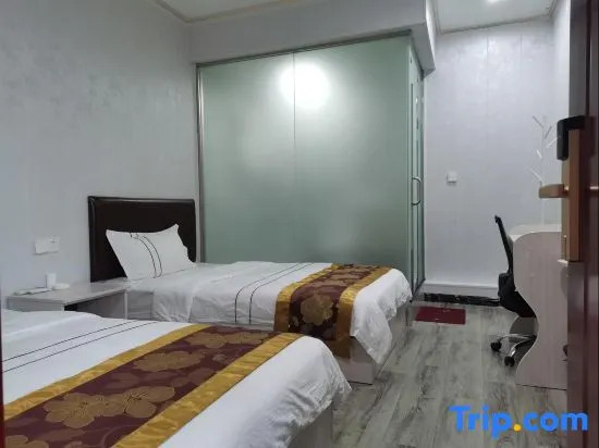 Wushan Xiaoli Business Hotel