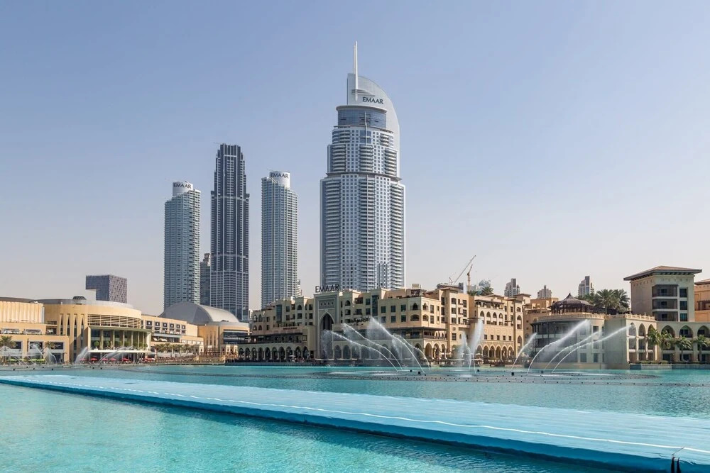Light + Beautiful 1BR in Amazing Downtown Dubai!