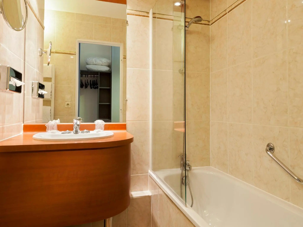 Hotel Kyriad Tours St Pierre des Corps Gare