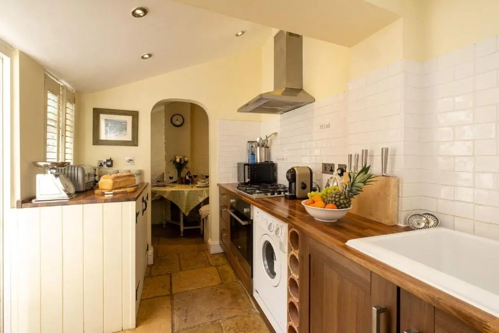 Pebble Cottage - 6 Victoria Rd - Aldeburgh Coastal Cottages