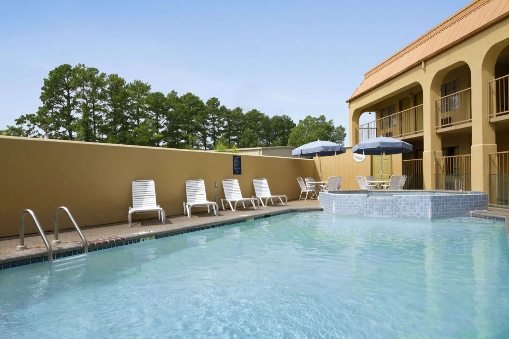 Days Inn by Wyndham Southaven MS