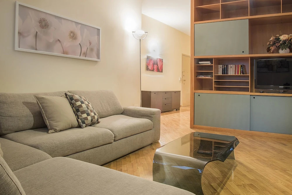 easyhomes - San Babila Corridoni