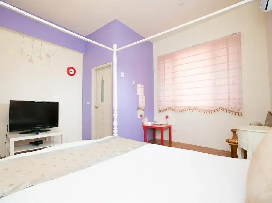 Happiness Hanada B&B