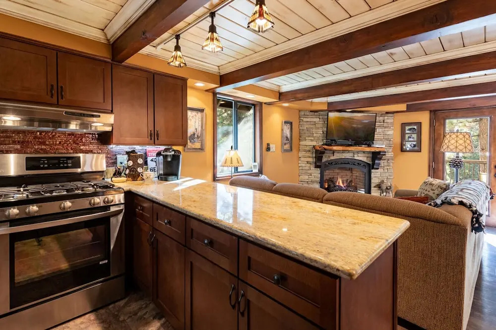 Wander Inn-1885 by Big Bear Vacations