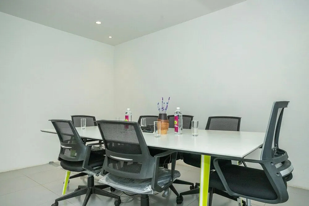 Capital O 36137 Vihaari 24 Business Hotel